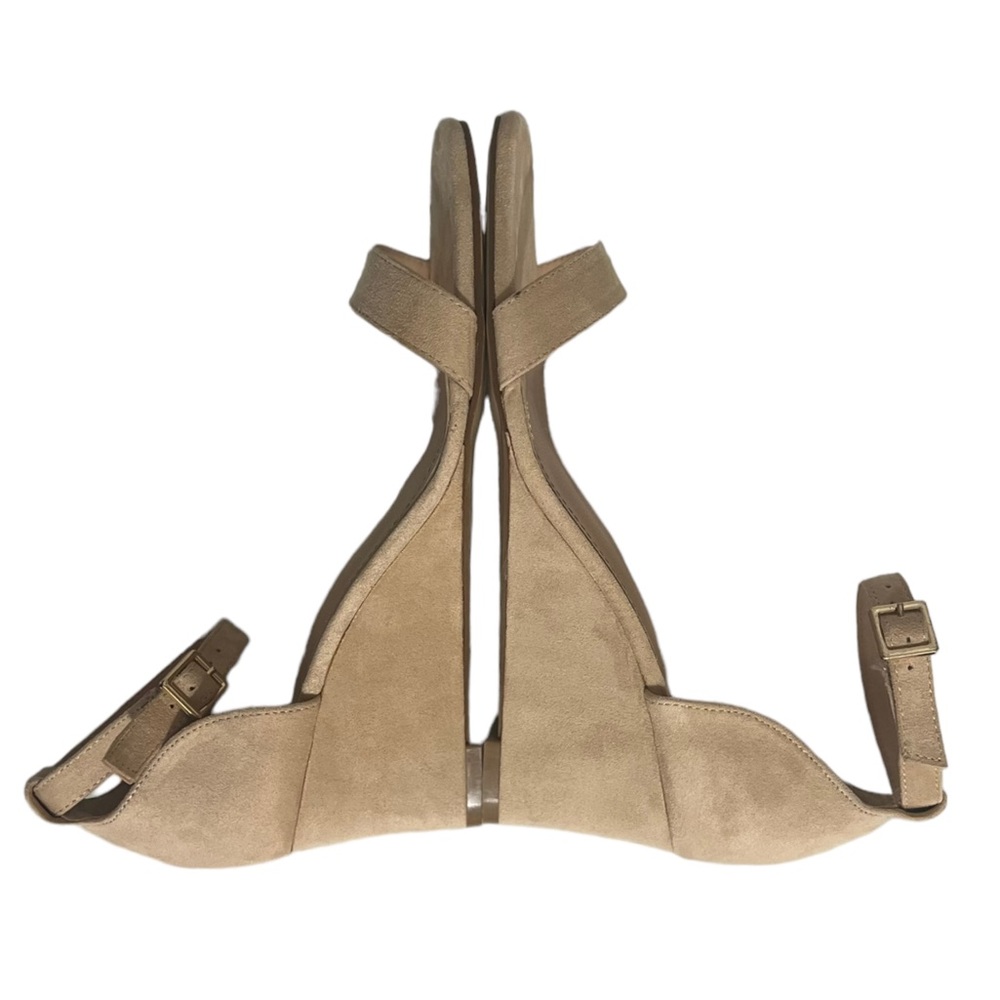 DREAM PAIRS Women's Nude Ankle Strap Low Wedge Sandals Size 7.5